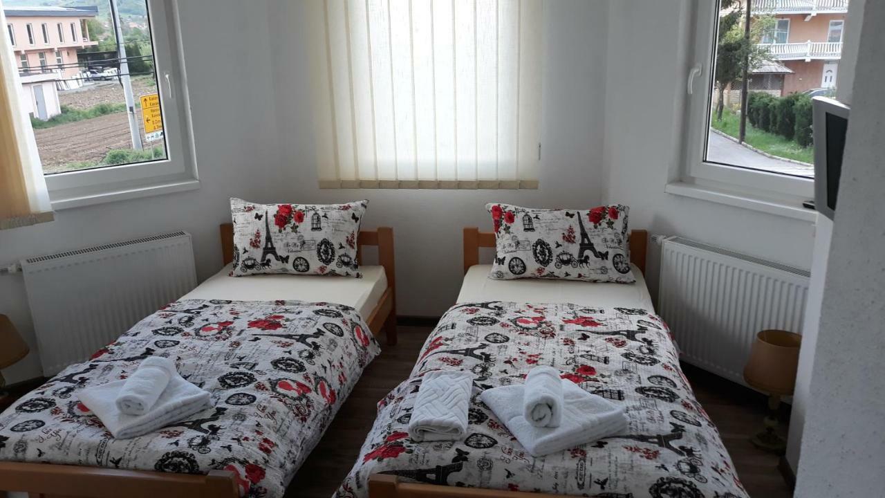 Apartments&Rooms Mido Visoko Eksteriør billede