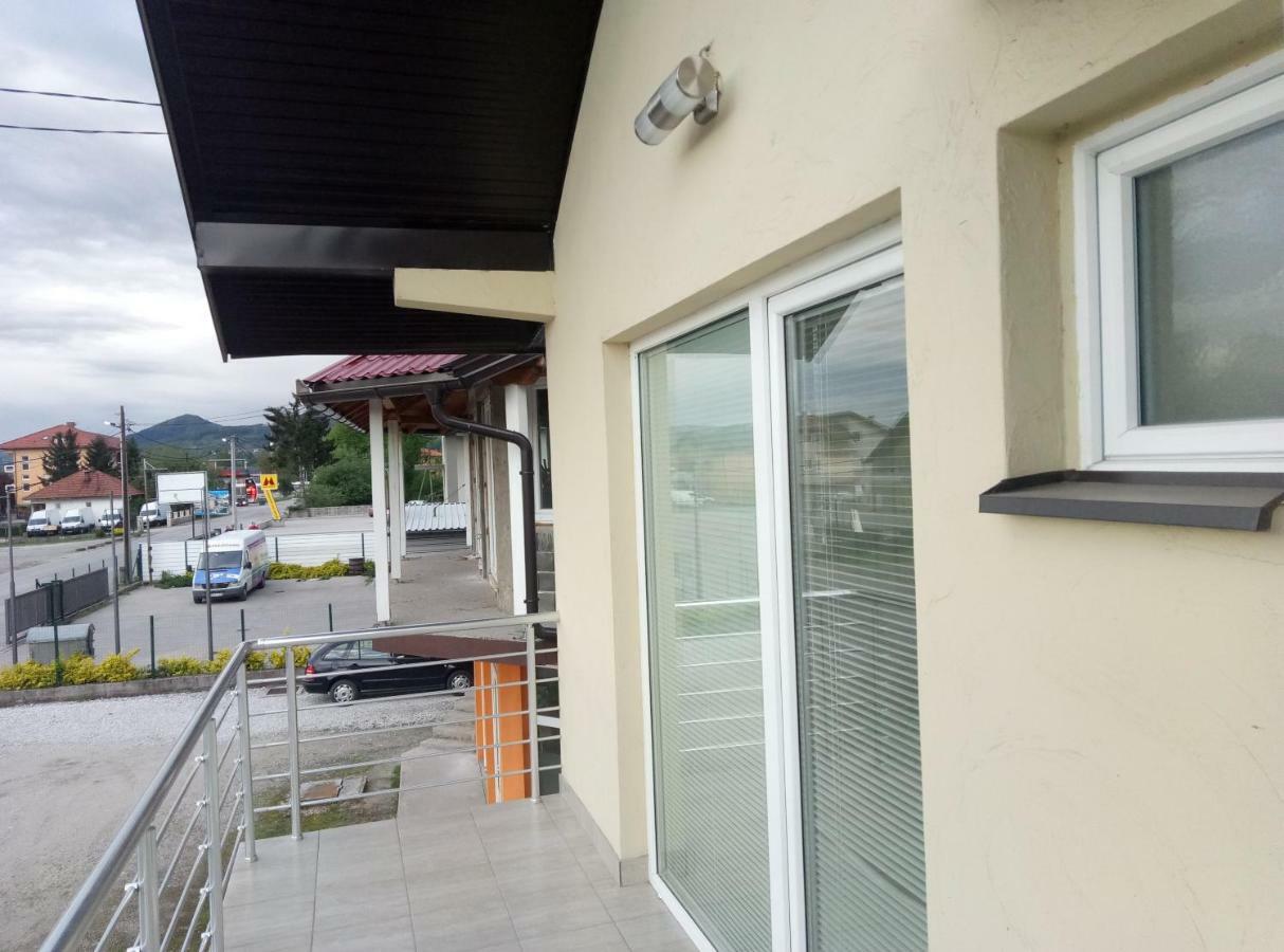 Apartments&Rooms Mido Visoko Eksteriør billede