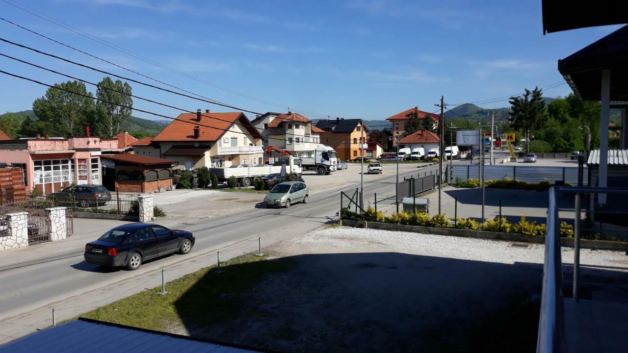 Apartments&Rooms Mido Visoko Eksteriør billede