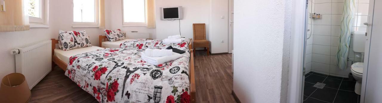 Apartments&Rooms Mido Visoko Eksteriør billede